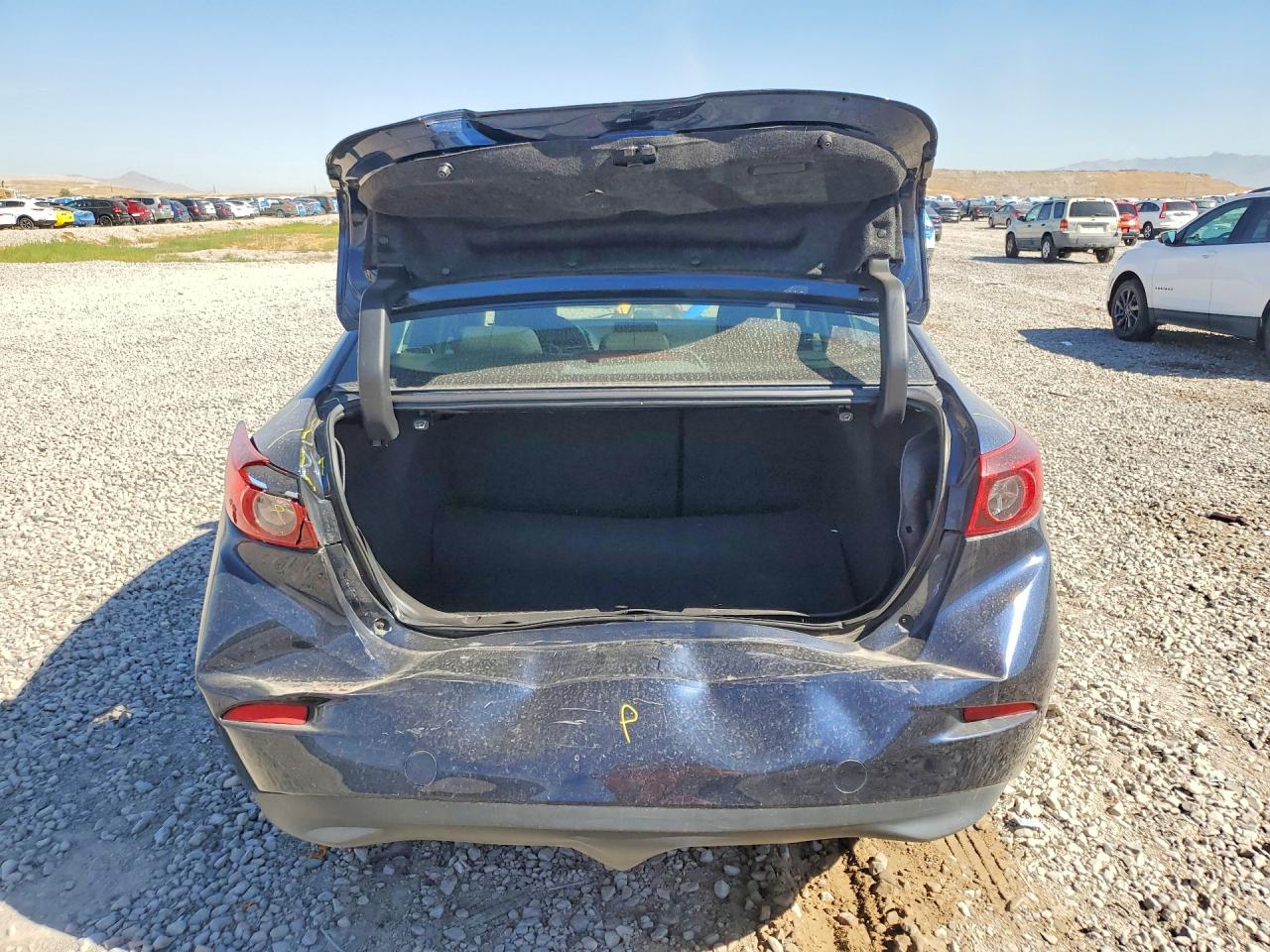 3MZBN1U76JM208645 · 2018 MAZDA 3 · 6/12