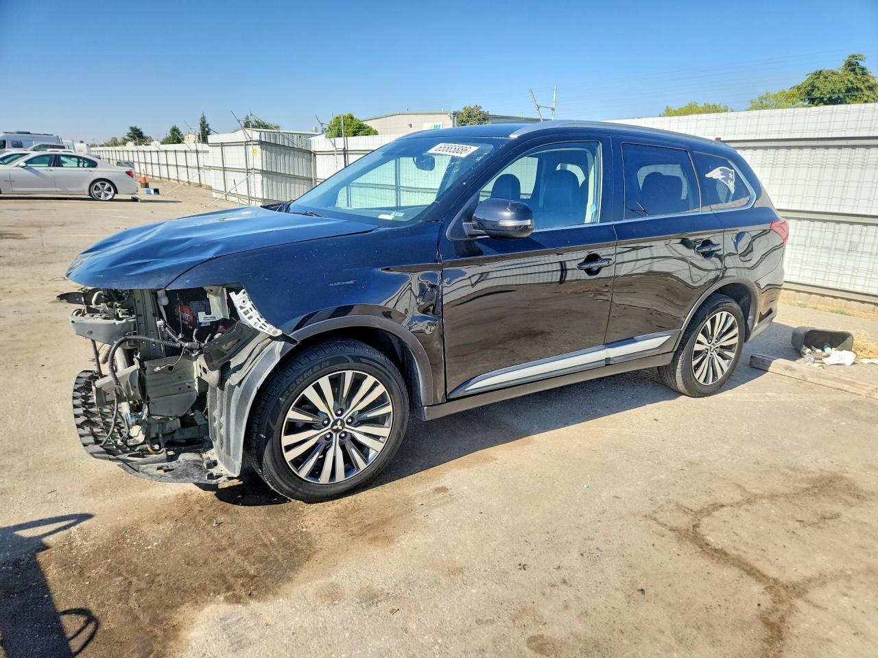 JA4AD3A35LZ020662 · 2020 MITSUBISHI OUTLANDER