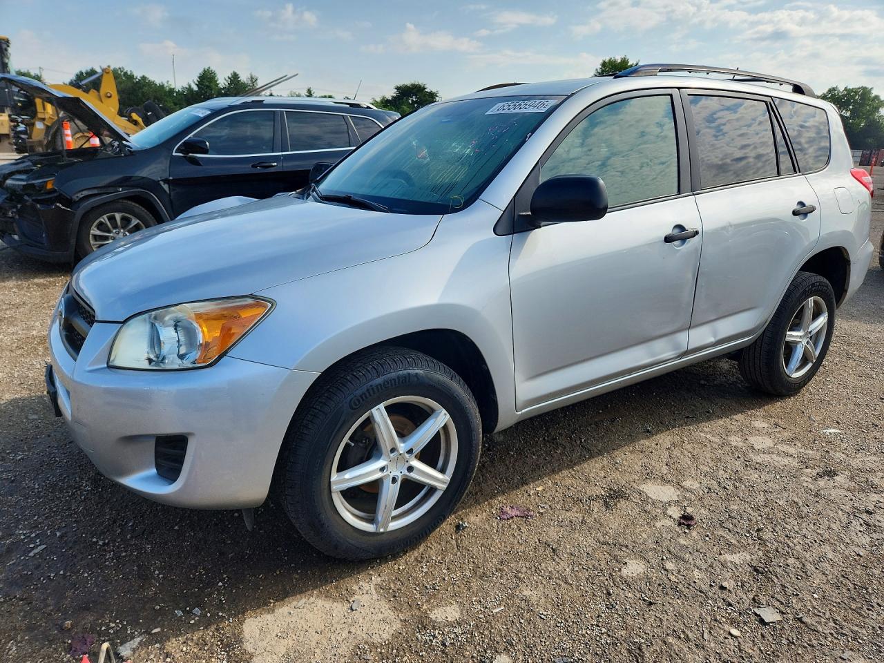 JTMBF4DV5AD032571 · 2010 TOYOTA RAV4
