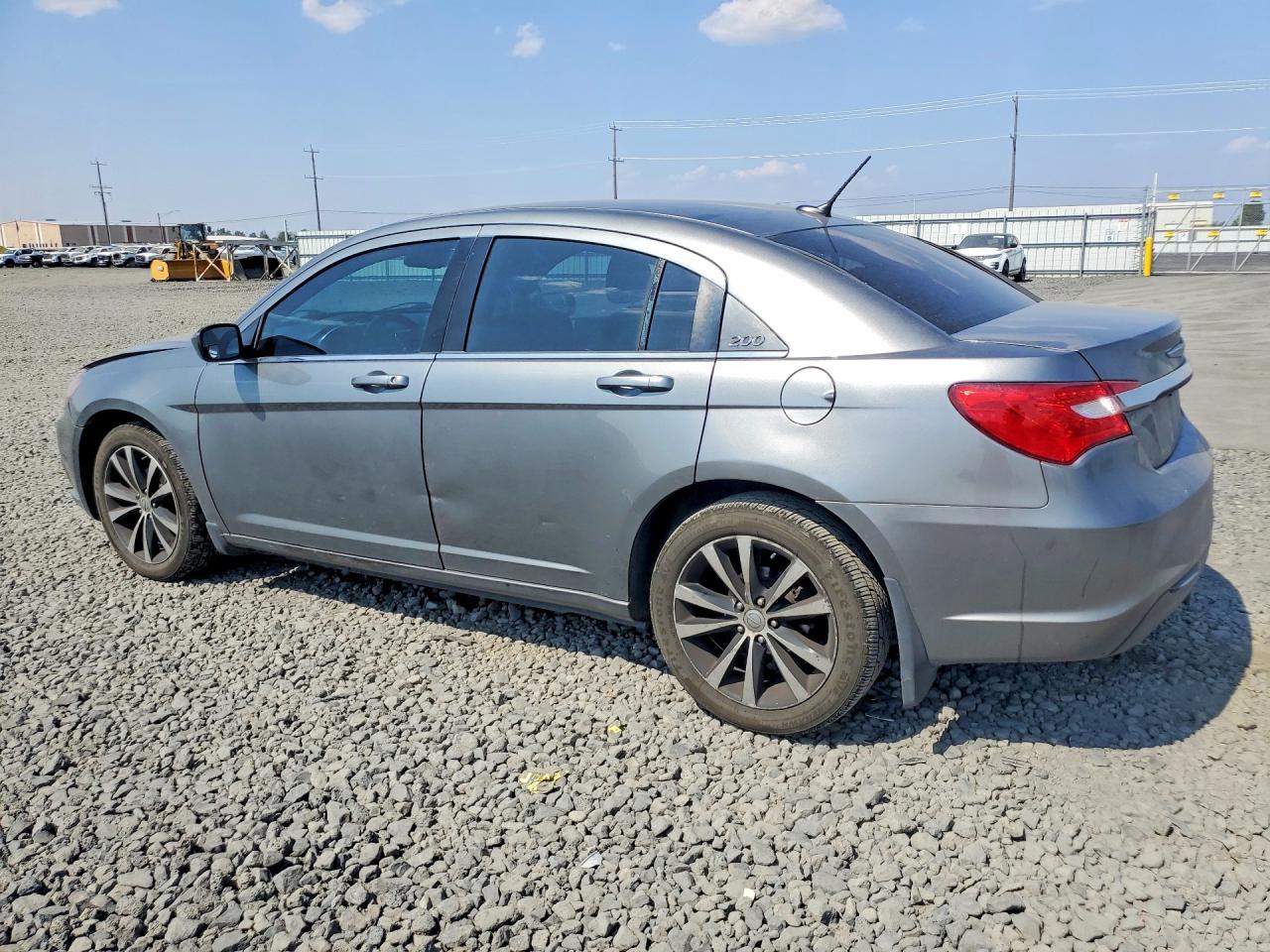 1C3BC8FG8BN596956 · 2011 CHRYSLER 200 · 2/12