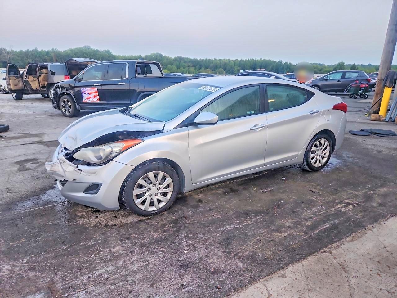 5NPDH4AE9CH077159 · 2012 HYUNDAI ELANTRA