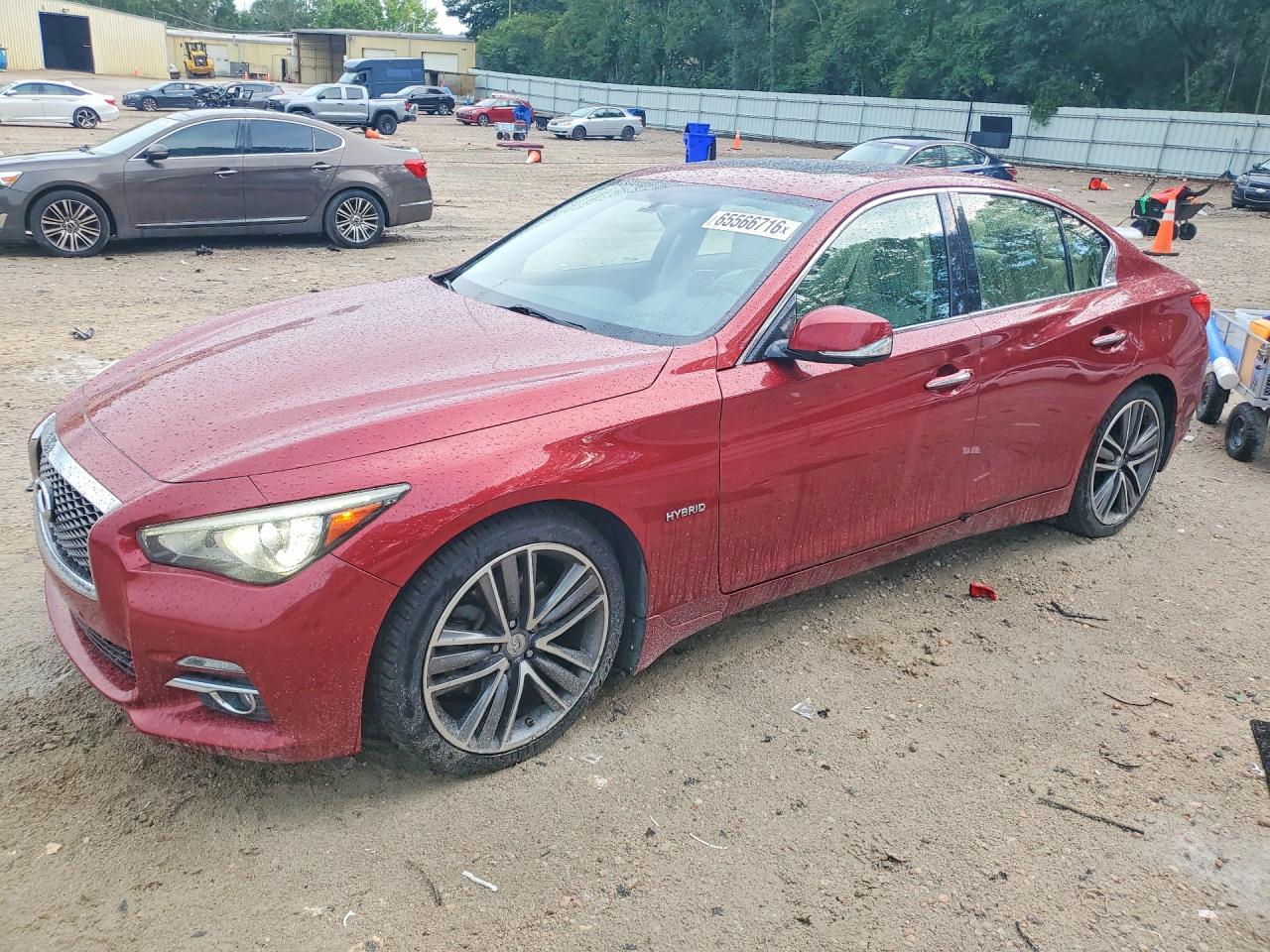 2016 INFINITI Q50