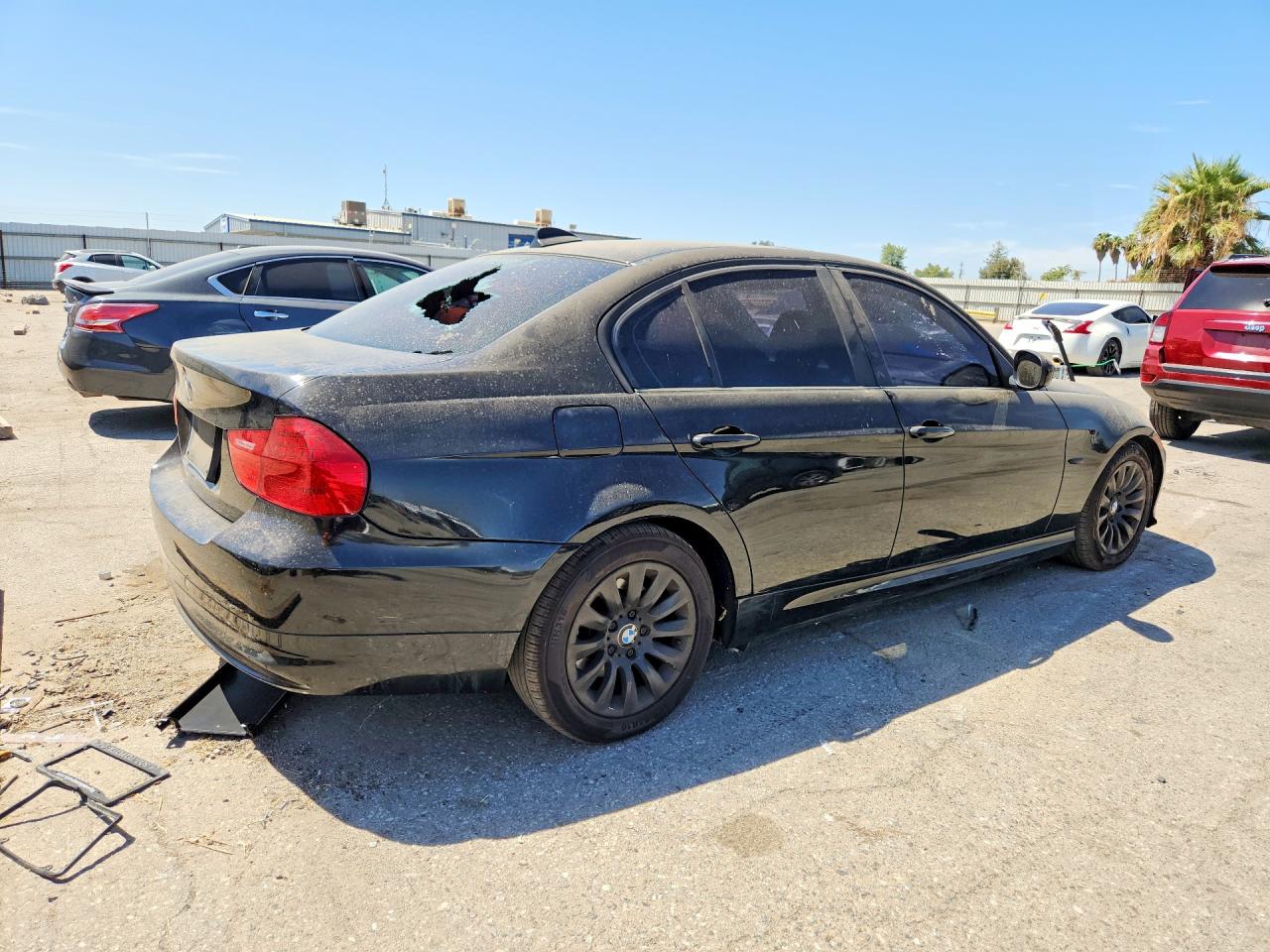 WBAPH57559NL77684 · 2009 BMW 328 · 3/12