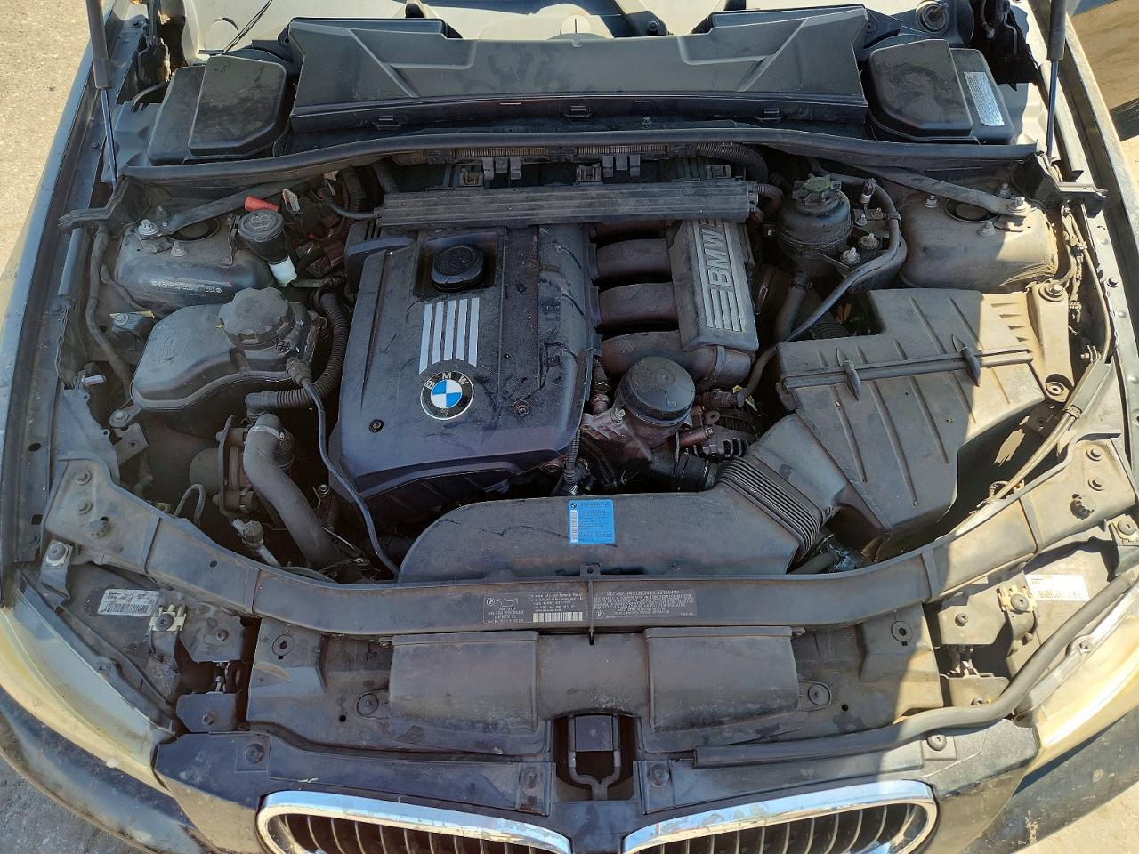 WBAPH57559NL77684 · 2009 BMW 328 · 11/12
