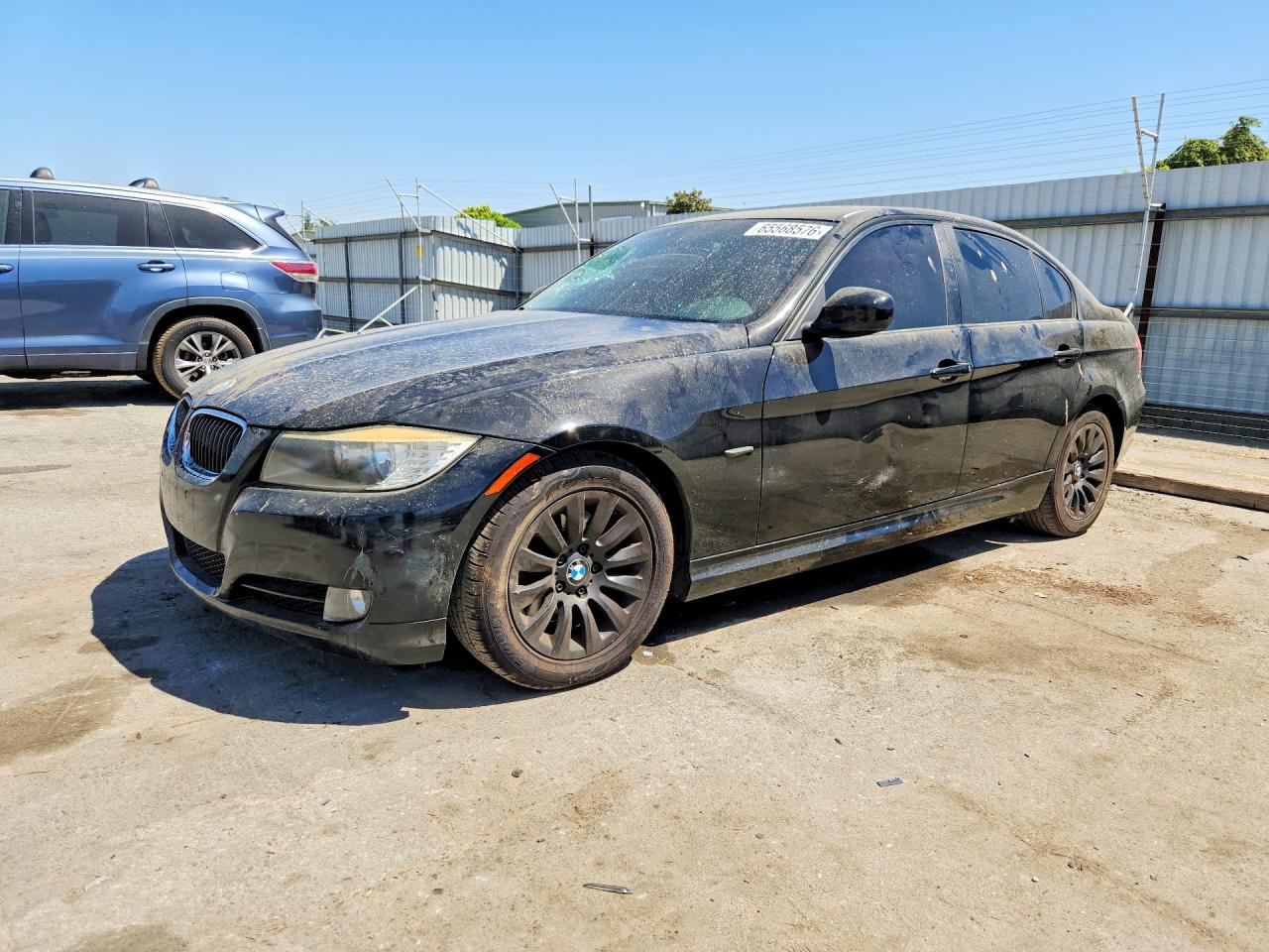 WBAPH57559NL77684 · 2009 BMW 328