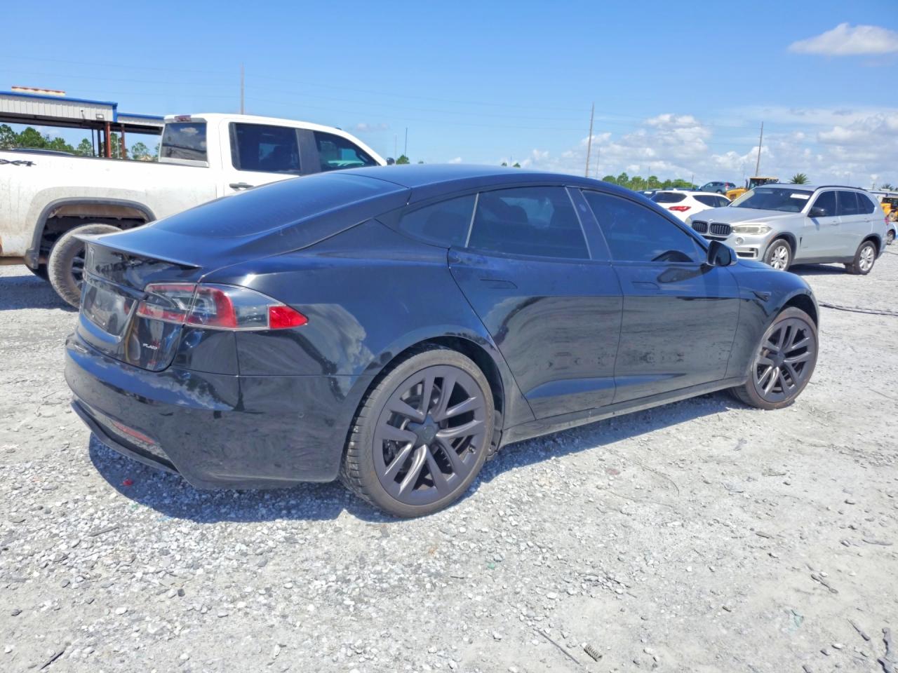 5YJSA1E62MF452435 · 2021 TESLA MODEL S · 3/13