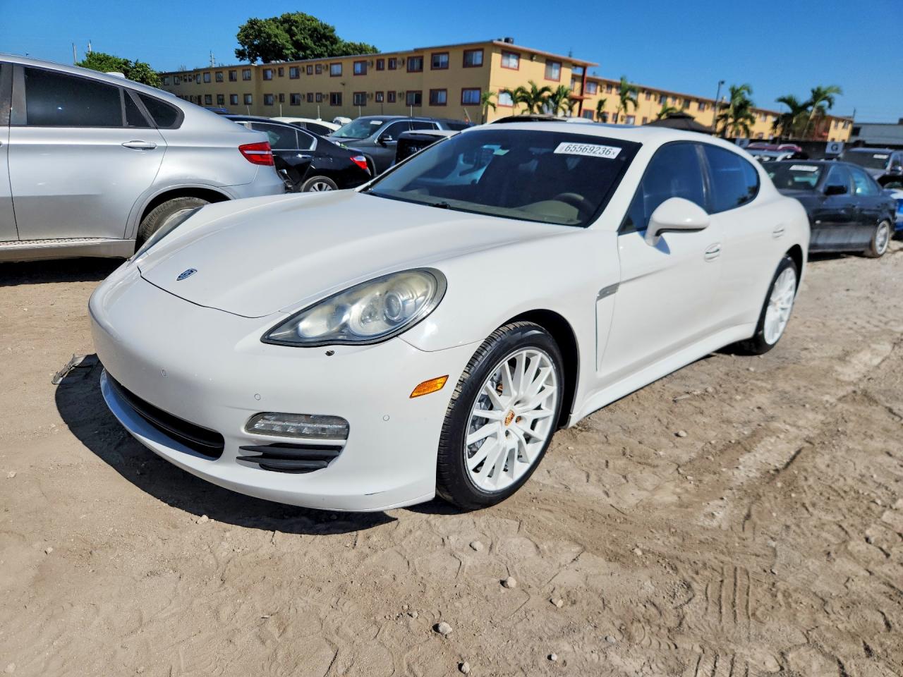 WP0AB2A73CL060024 · 2012 PORSCHE PANAMERA