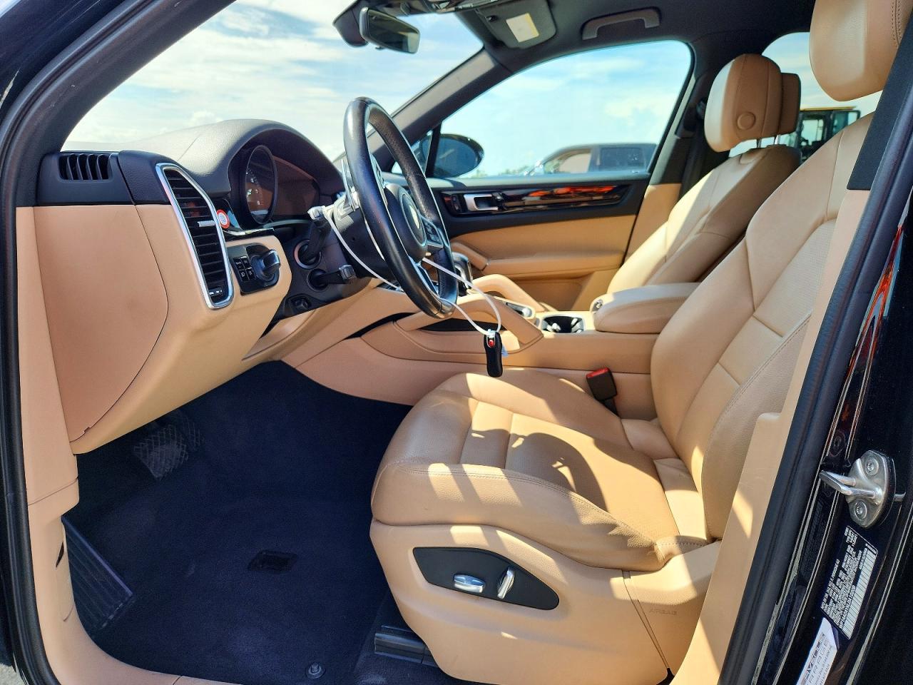 WP1AA2AYXLDA10208 · 2020 PORSCHE CAYENNE · 7/12