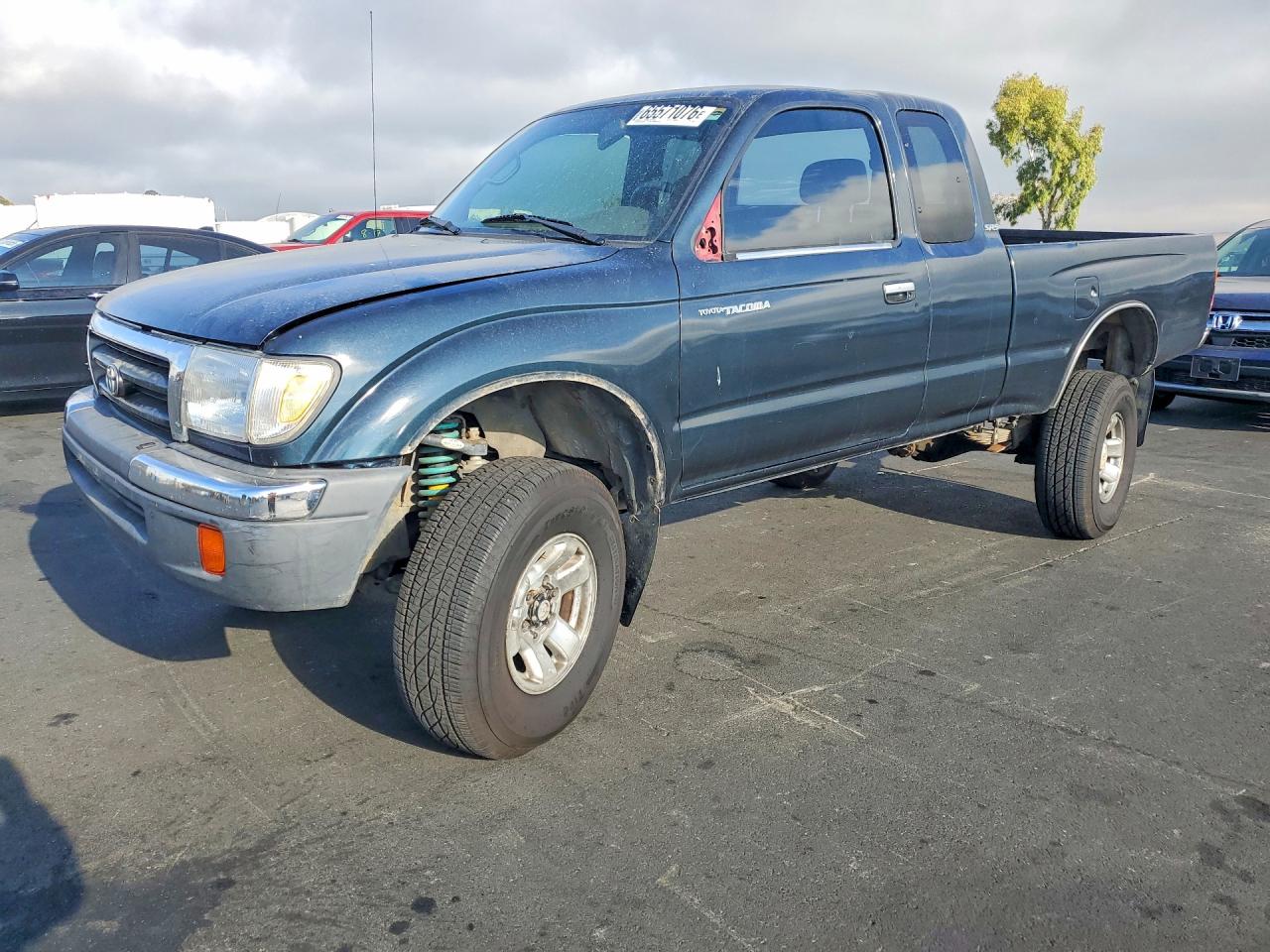 5TEWM72N0YZ713007 · 2000 TOYOTA TACOMA