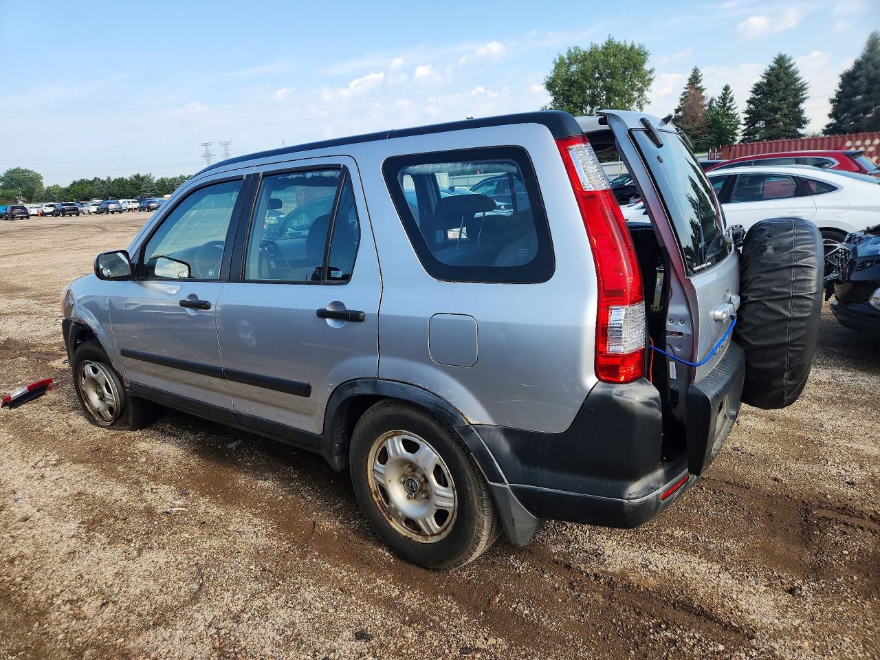 JHLRD78595C038808 · 2005 HONDA CR-V · 2/13