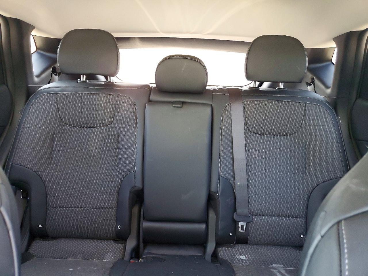 5XYC34JA5SG011883 · 2025 KIA EV6 · 10/13