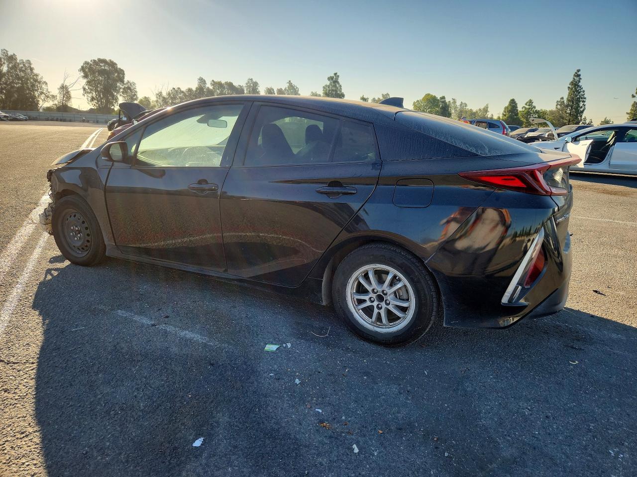 JTDKARFP0L3147324 · 2020 TOYOTA PRIUS PRIME · 2/13