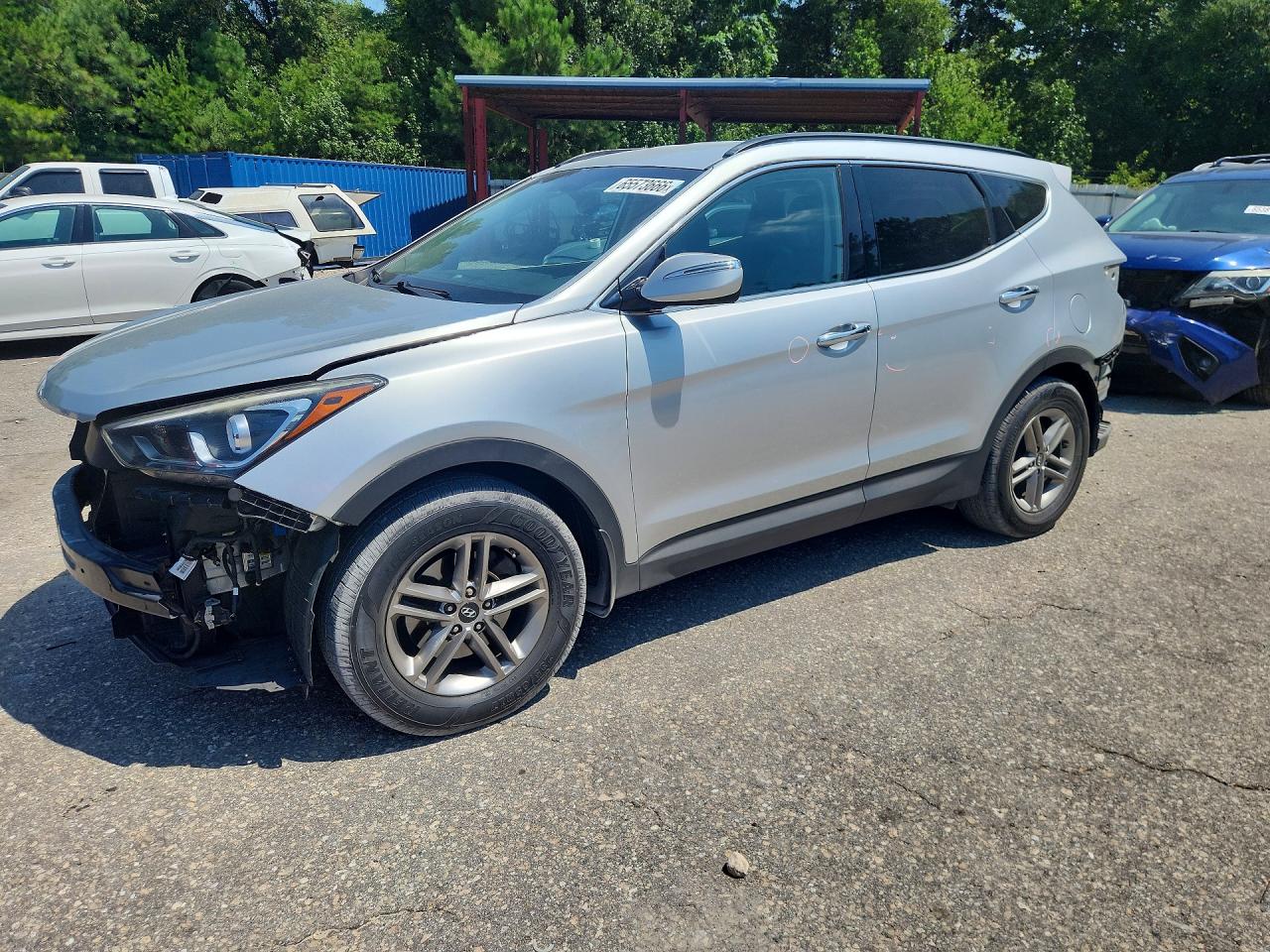 5XYZU3LB9JG561299 · 2018 HYUNDAI SANTA FE SPORT