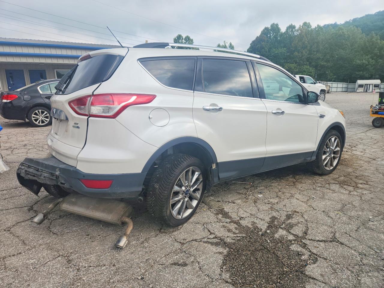 1FMCU9GX5FUA23330 · 2015 FORD ESCAPE · 3/13