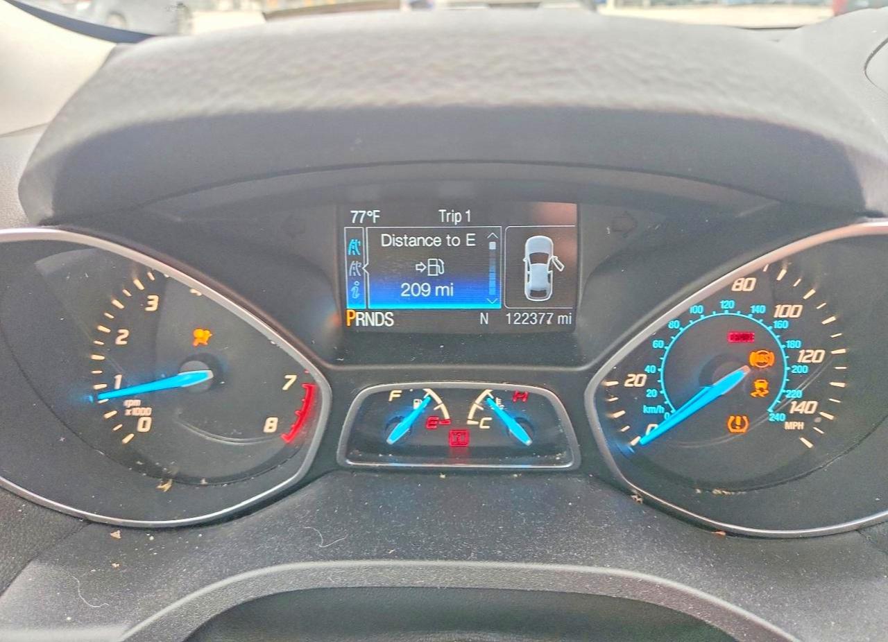 1FMCU9GX5FUA23330 · 2015 FORD ESCAPE · 9/13