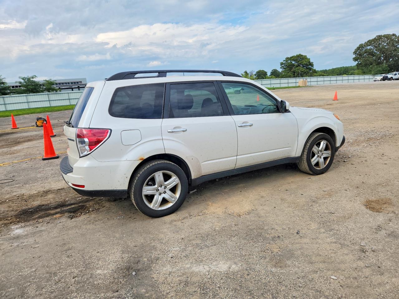 JF2SH6CC0AH759567 · 2010 SUBARU FORESTER · 3/14