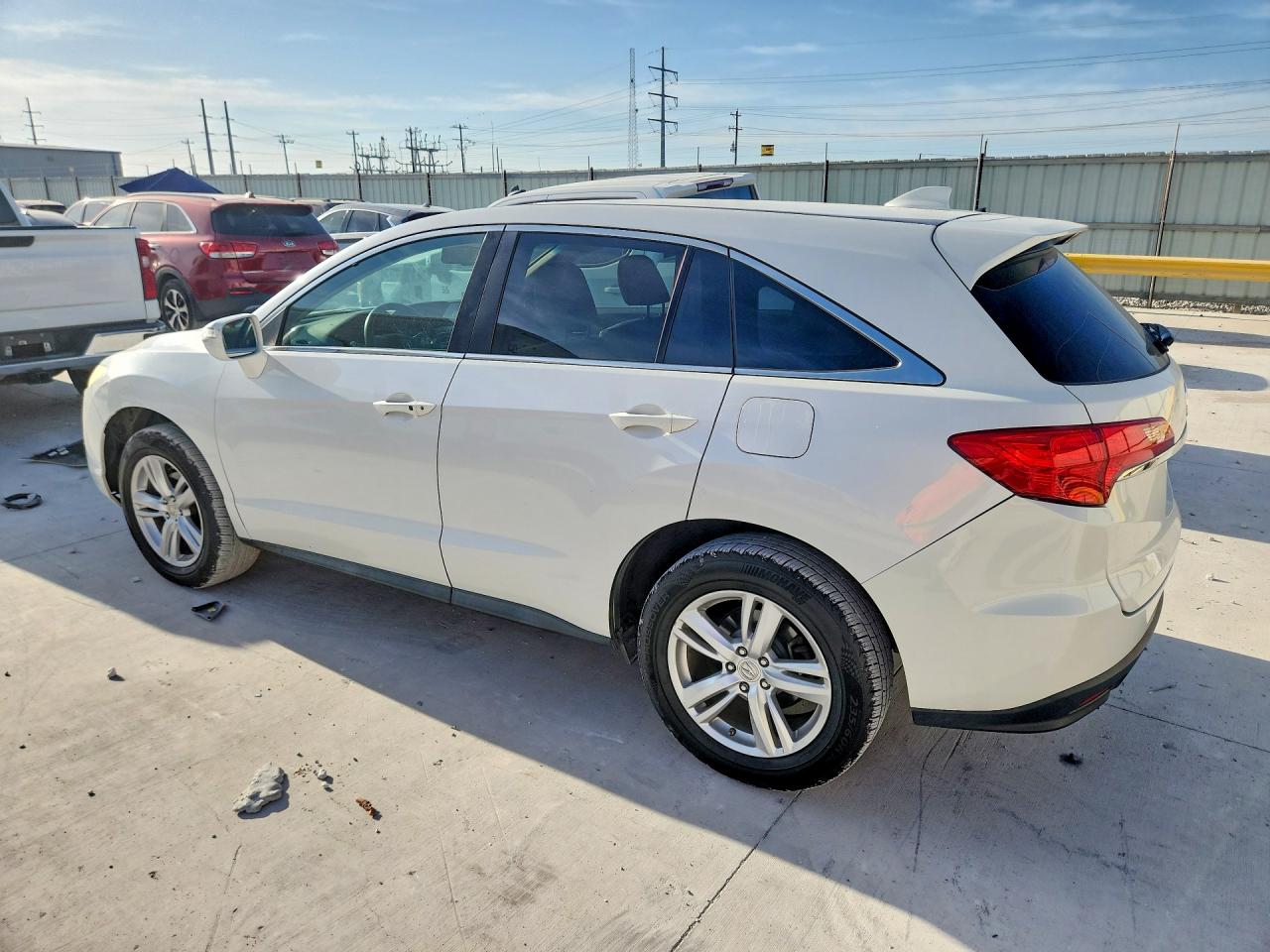 5J8TB3H52FL015584 · 2015 ACURA RDX · 2/13