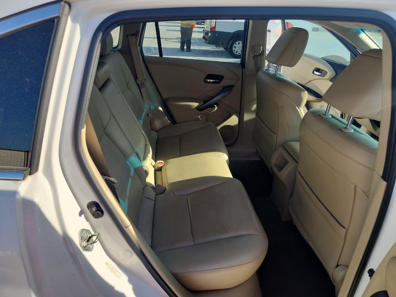 5J8TB3H52FL015584 · 2015 ACURA RDX · 11/13