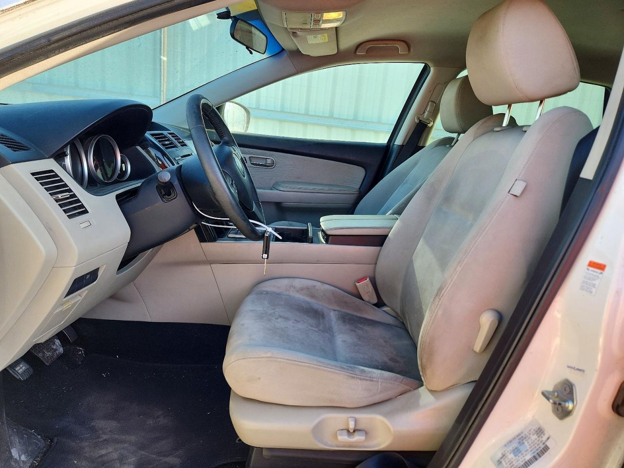 JM3TB2BA5B0301074 · 2011 MAZDA CX-9 · 7/13