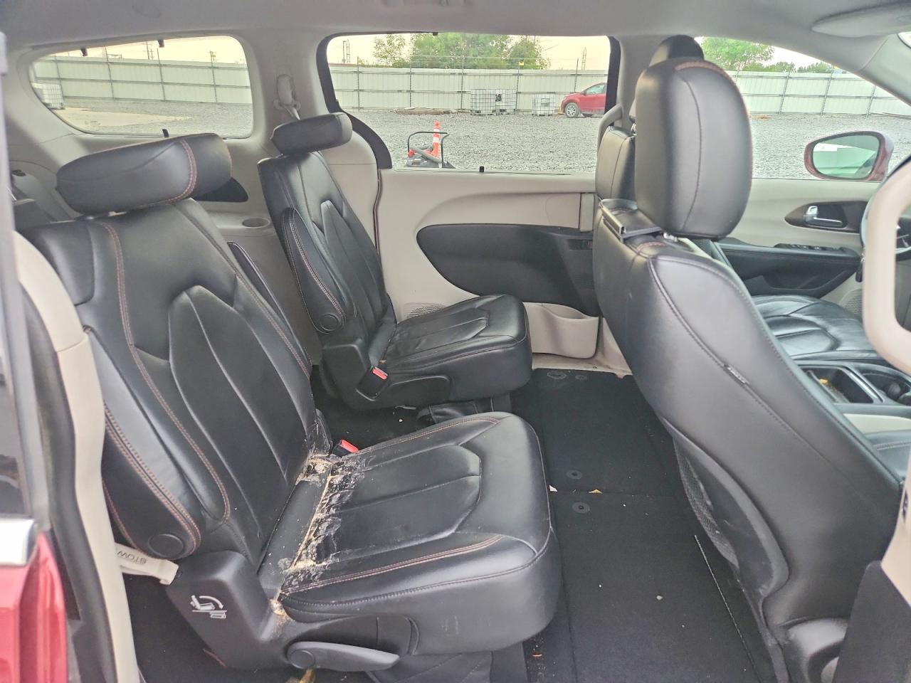 2C4RC1BG1HR553692 · 2017 CHRYSLER PACIFICA · 11/13