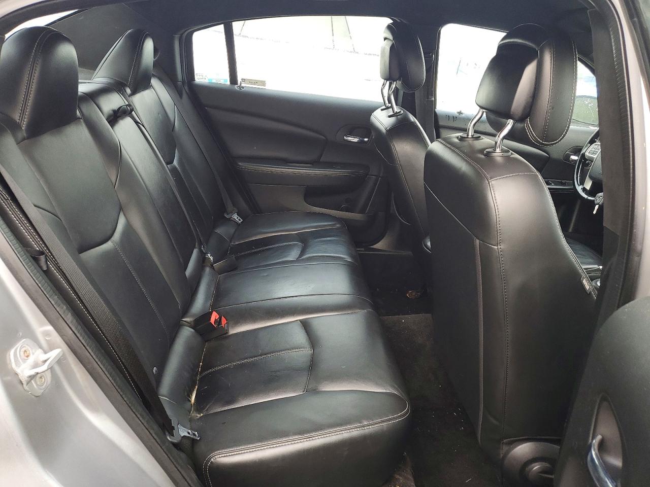 1C3CCBCG2DN612545 · 2013 CHRYSLER 200 · 10/12