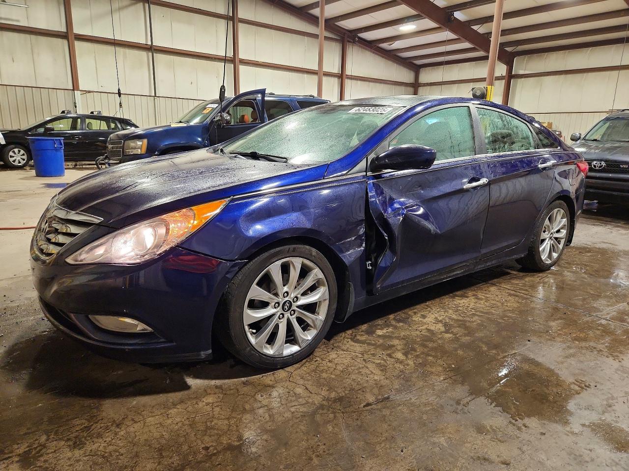 5NPEC4ACXDH598295 · 2013 HYUNDAI SONATA