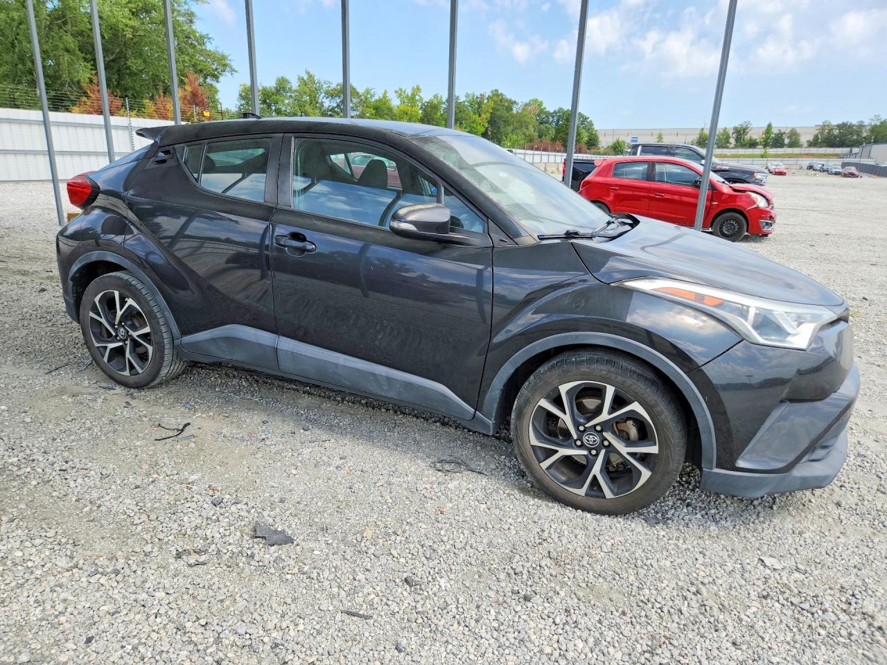 NMTKHMBX0JR005277 · 2018 TOYOTA C-HR · 4/12