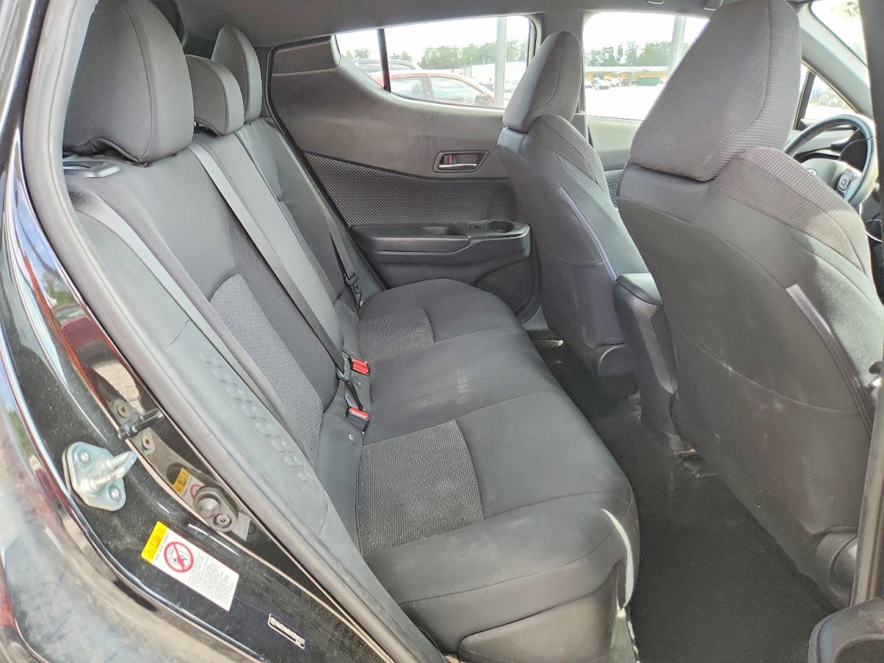 NMTKHMBX0JR005277 · 2018 TOYOTA C-HR · 10/12