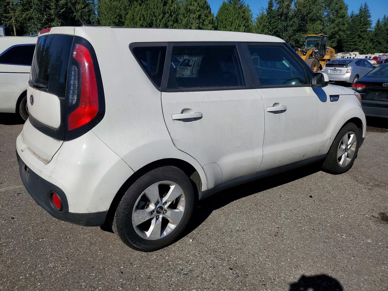KNDJN2A20J7532424 · 2018 KIA SOUL · 3/13