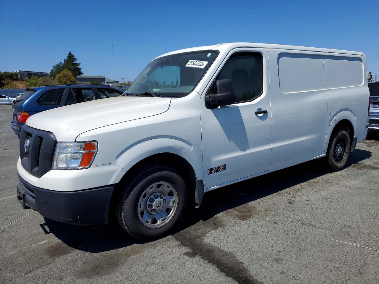 1N6BF0KY8JN805465 · 2018 NISSAN NV