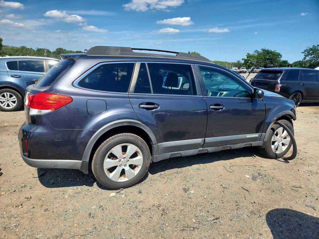 4S4BRBLC4B3393885 · 2011 SUBARU OUTBACK · 3/14