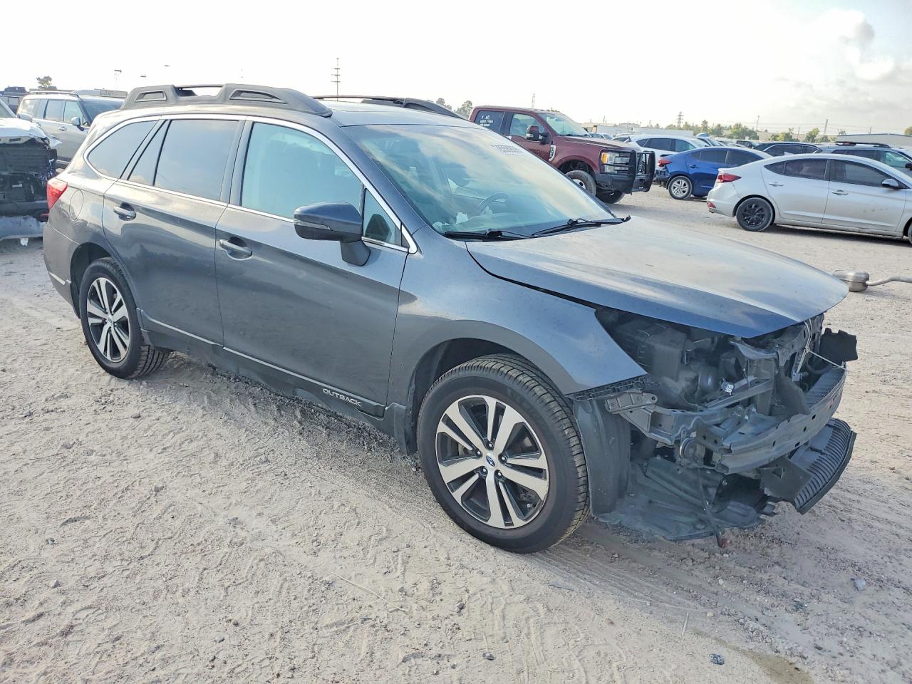 4S4BSENC9J3250447 · 2018 SUBARU OUTBACK · 4/14