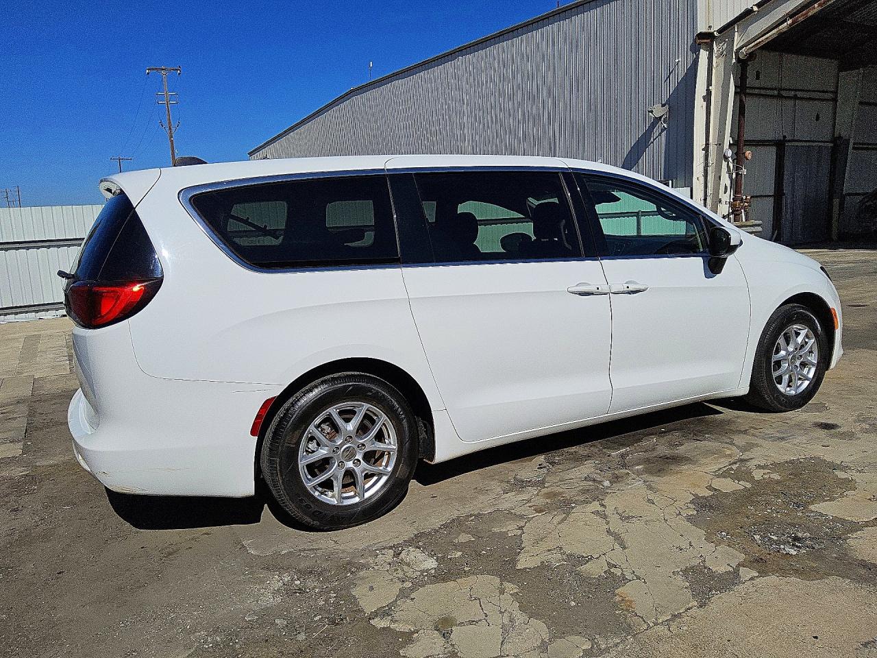 2C4RC1CG0PR515769 · 2023 CHRYSLER VOYAGER · 3/13
