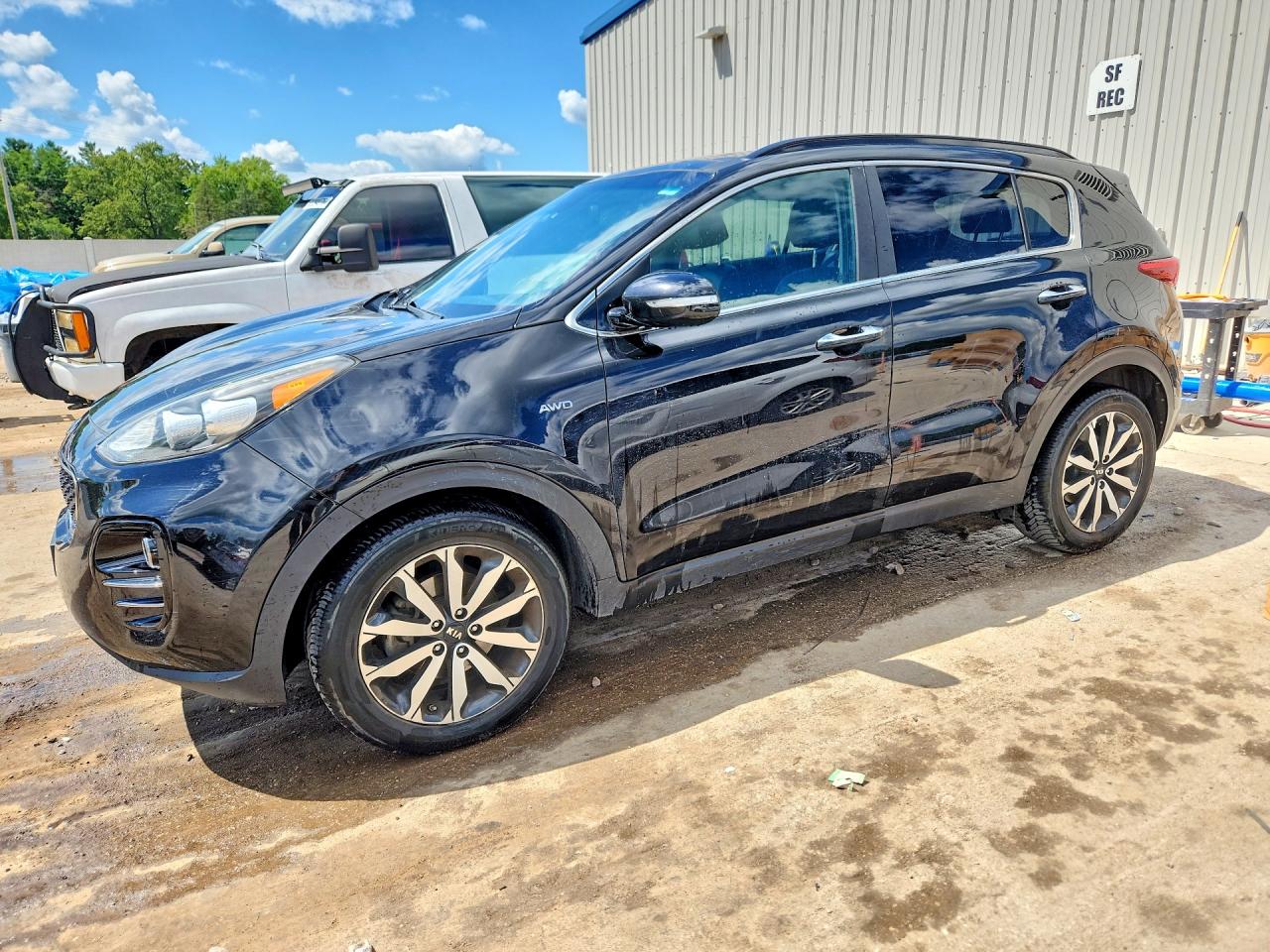 KNDPNCAC8J7379123 · 2018 KIA SPORTAGE