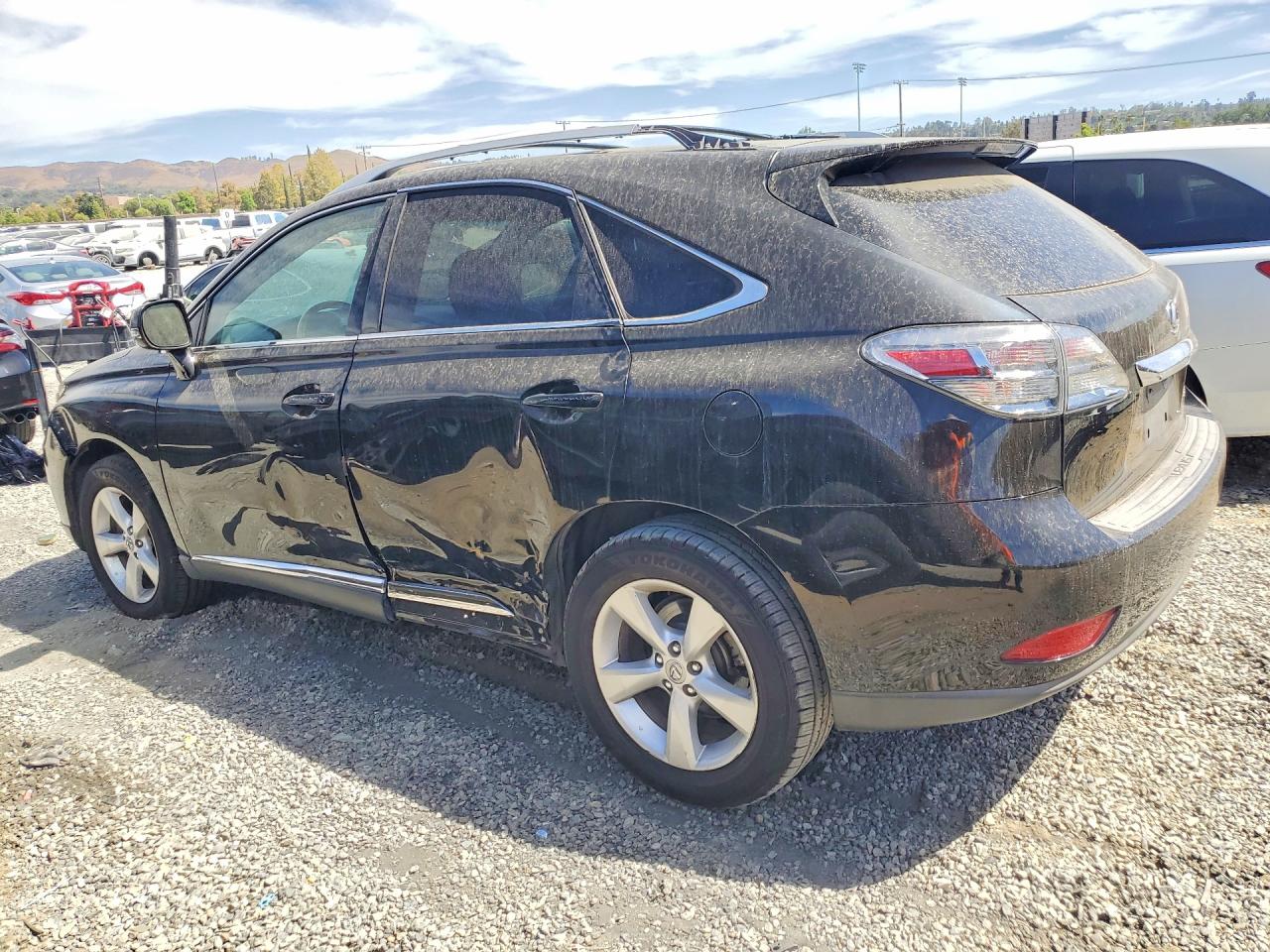 2T2ZK1BA0BC056666 · 2011 LEXUS RX · 2/13