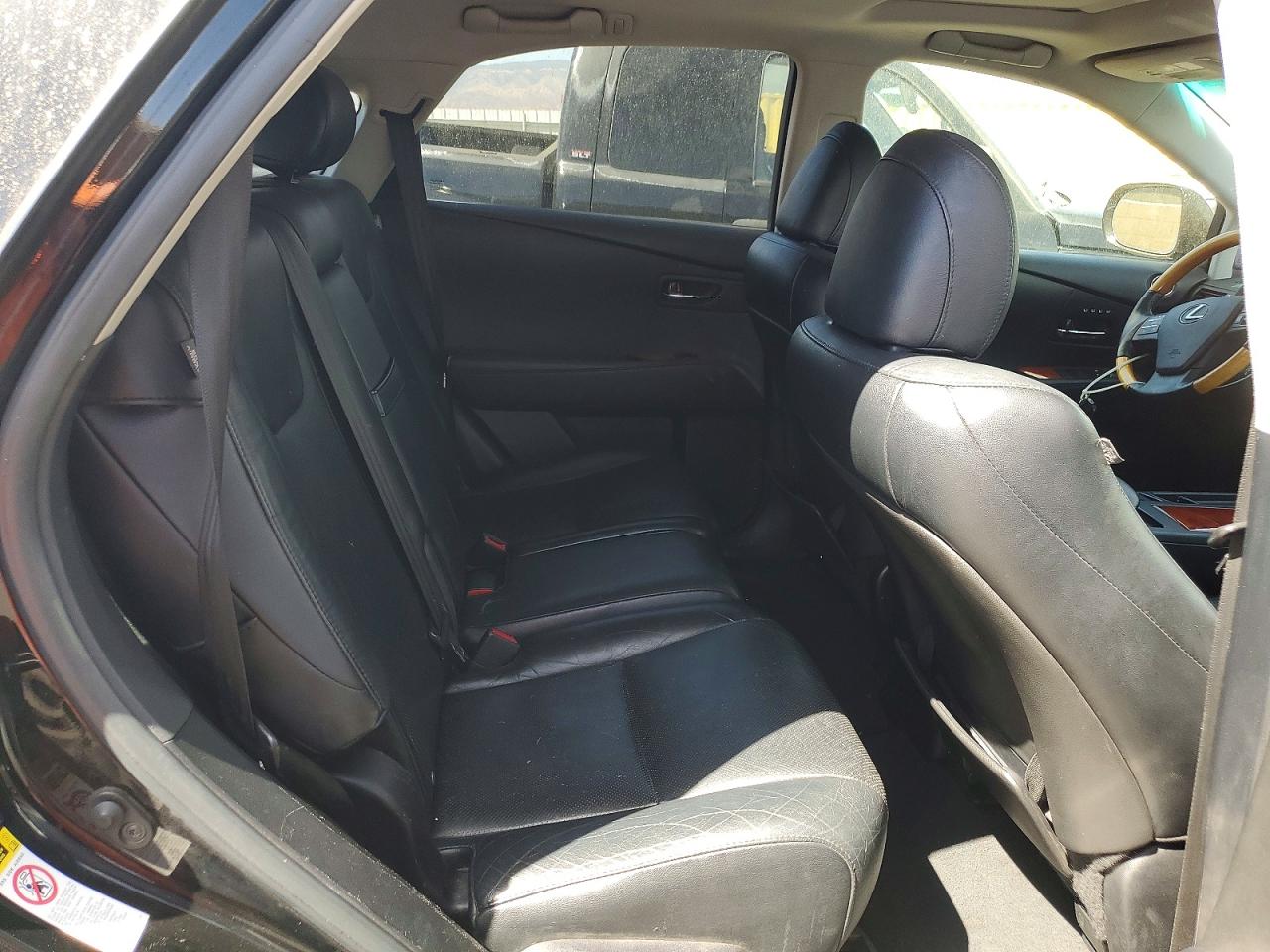 2T2ZK1BA0BC056666 · 2011 LEXUS RX · 11/13