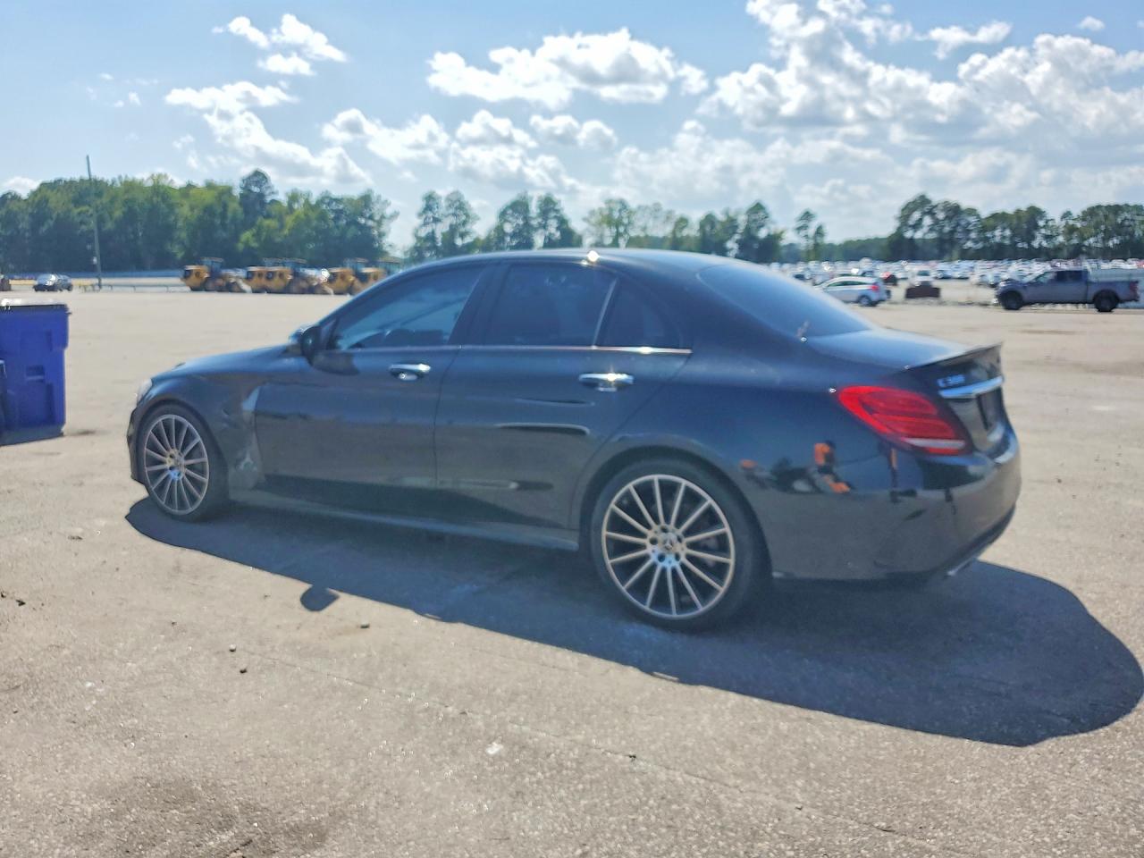 55SWF4JB3JU265318 · 2018 MERCEDES-BENZ C · 2/12