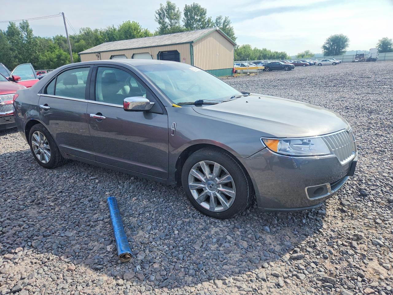 3LNHL2JC3CR825643 · 2012 LINCOLN MKZ · 4/12