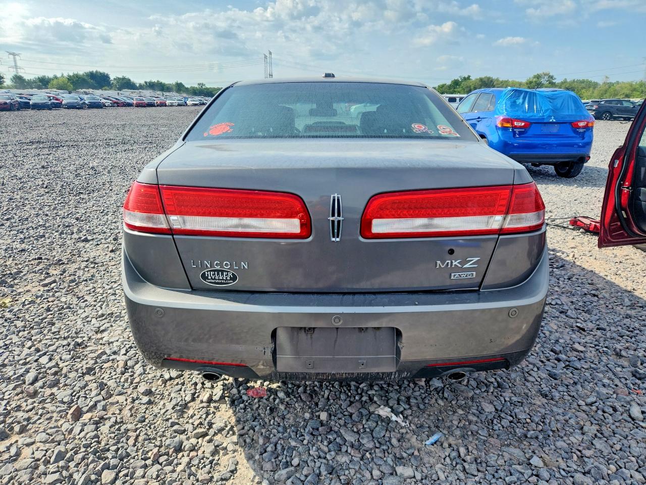 3LNHL2JC3CR825643 · 2012 LINCOLN MKZ · 6/12