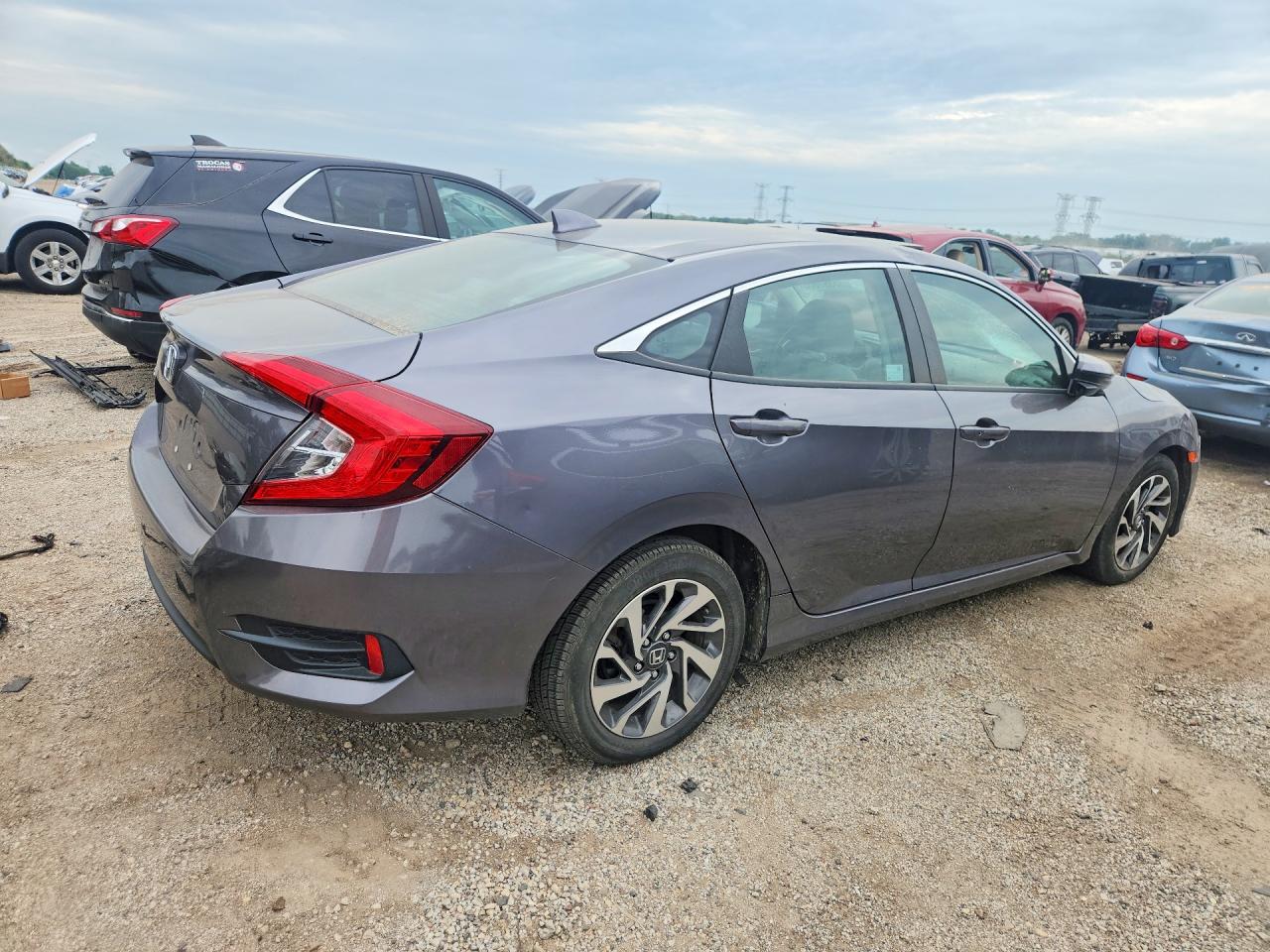 19XFC2F75JE037572 · 2018 HONDA CIVIC · 3/12