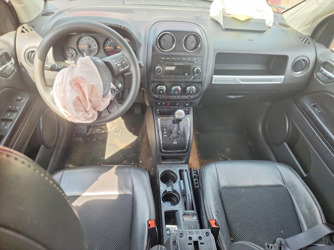 1C4NJDBB0FD323720 · 2015 JEEP COMPASS · 8/13