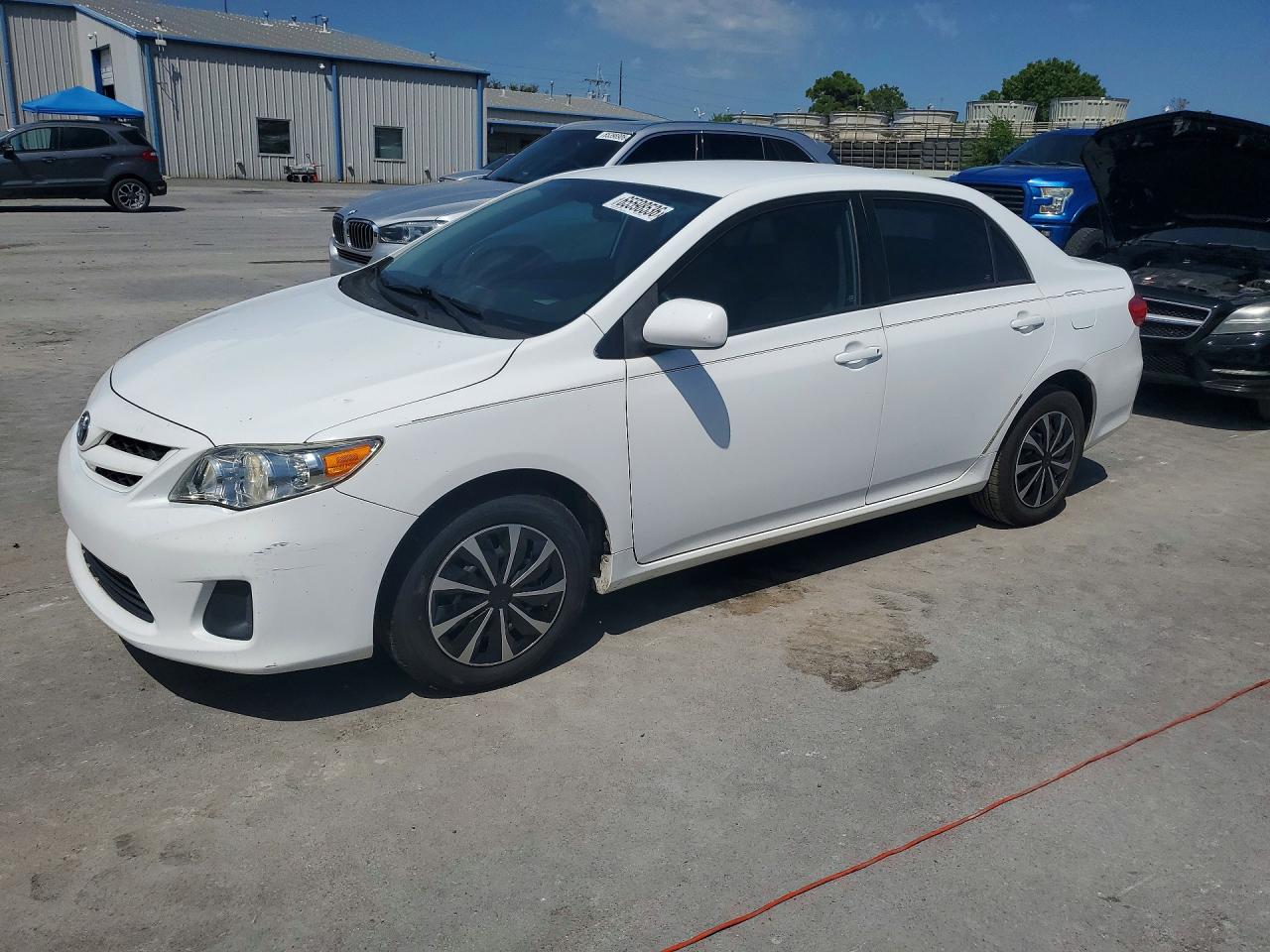 2T1BU4EE9BC729129 · 2011 TOYOTA COROLLA