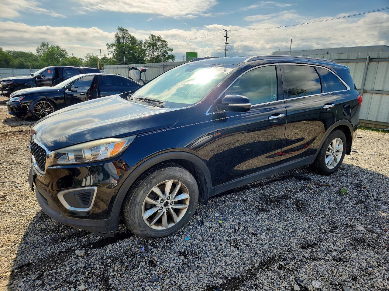 5XYPG4A34GG043562 · 2016 KIA SORENTO