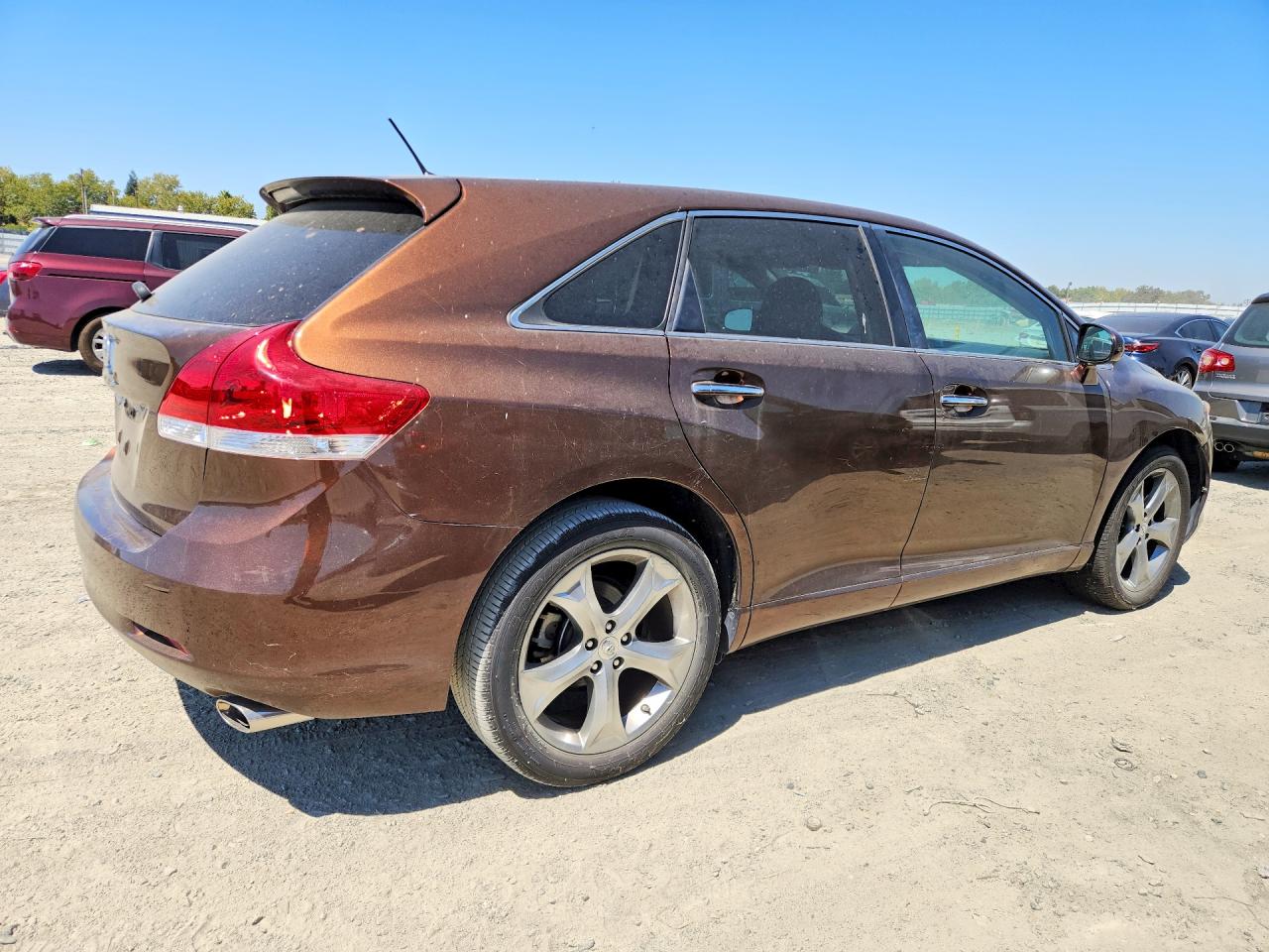 4T3ZK3BB6AU022762 · 2010 TOYOTA VENZA · 3/12