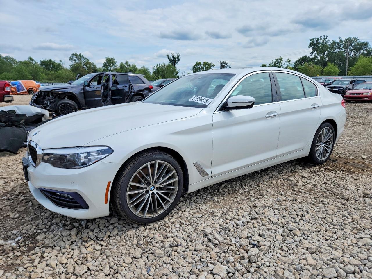 WBAJE7C53JWD53708 · 2018 BMW 540