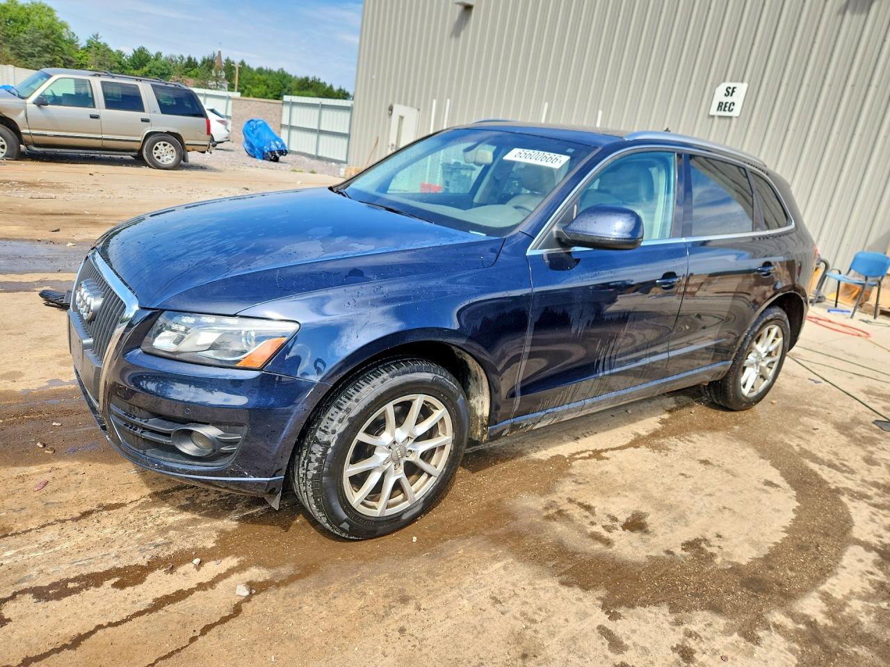 WA1LFAFP3BA033328 · 2011 AUDI Q5