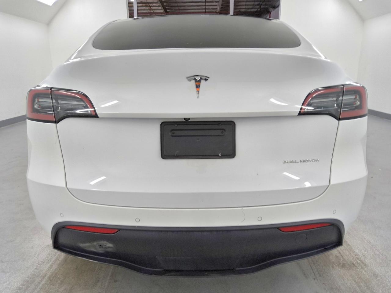 7SAYGDEE7NF480897 · 2022 TESLA MODEL Y · 6/14