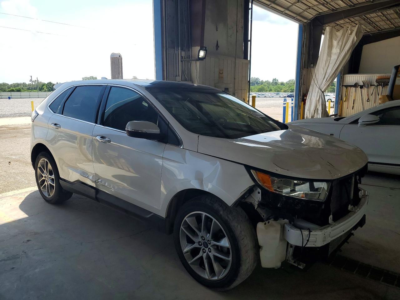 2FMPK4K99FBC05377 · 2015 FORD EDGE · 4/13