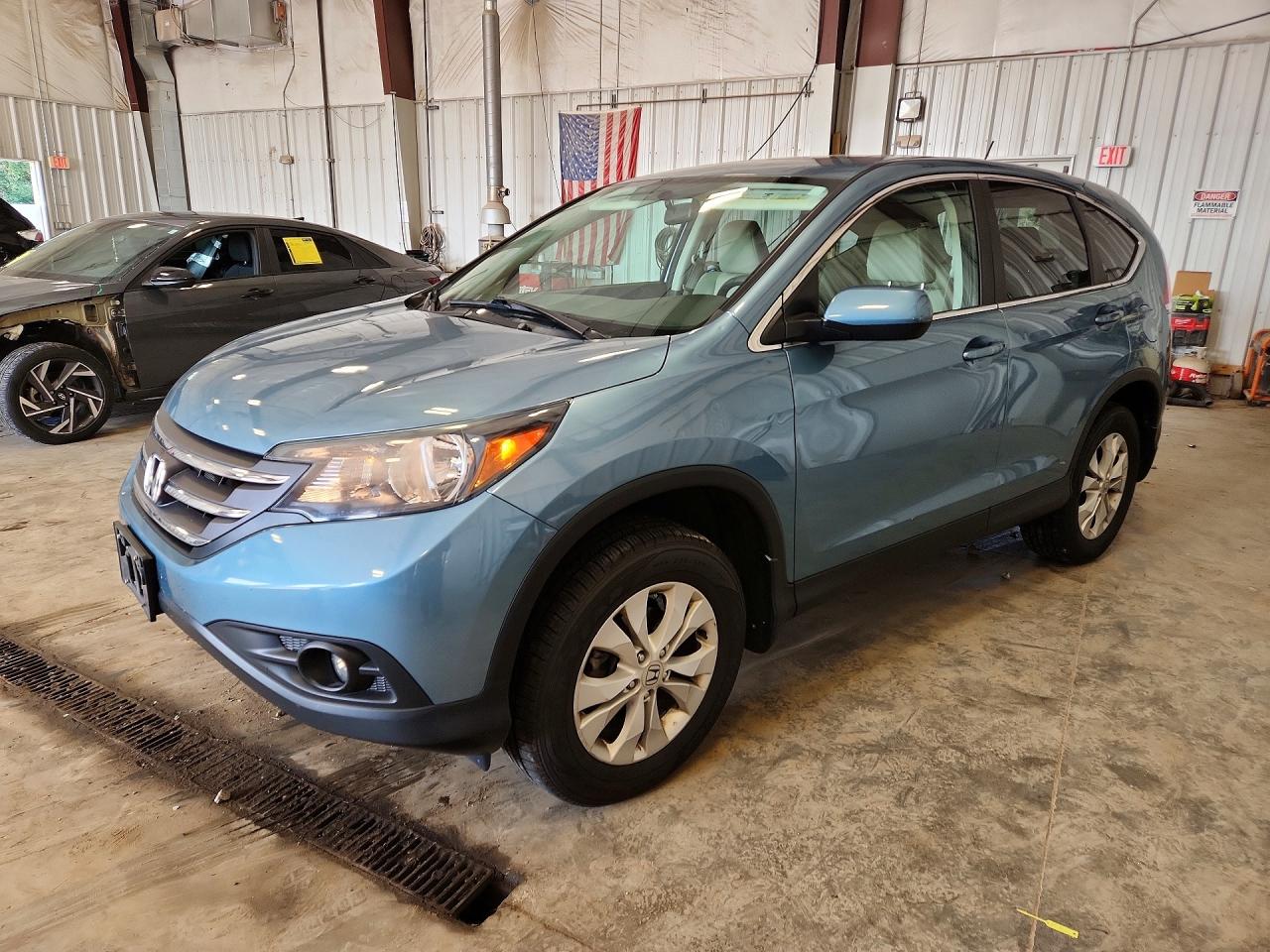 2HKRM4H55EH715319 · 2014 HONDA CR-V