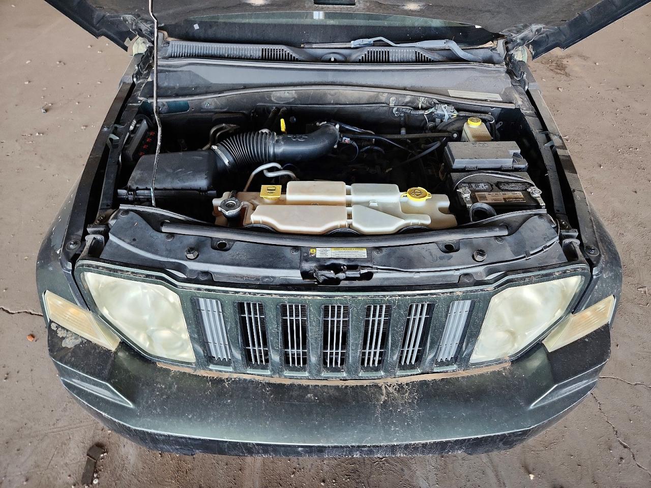1J4PP2GK9BW594630 · 2011 JEEP LIBERTY · 11/12